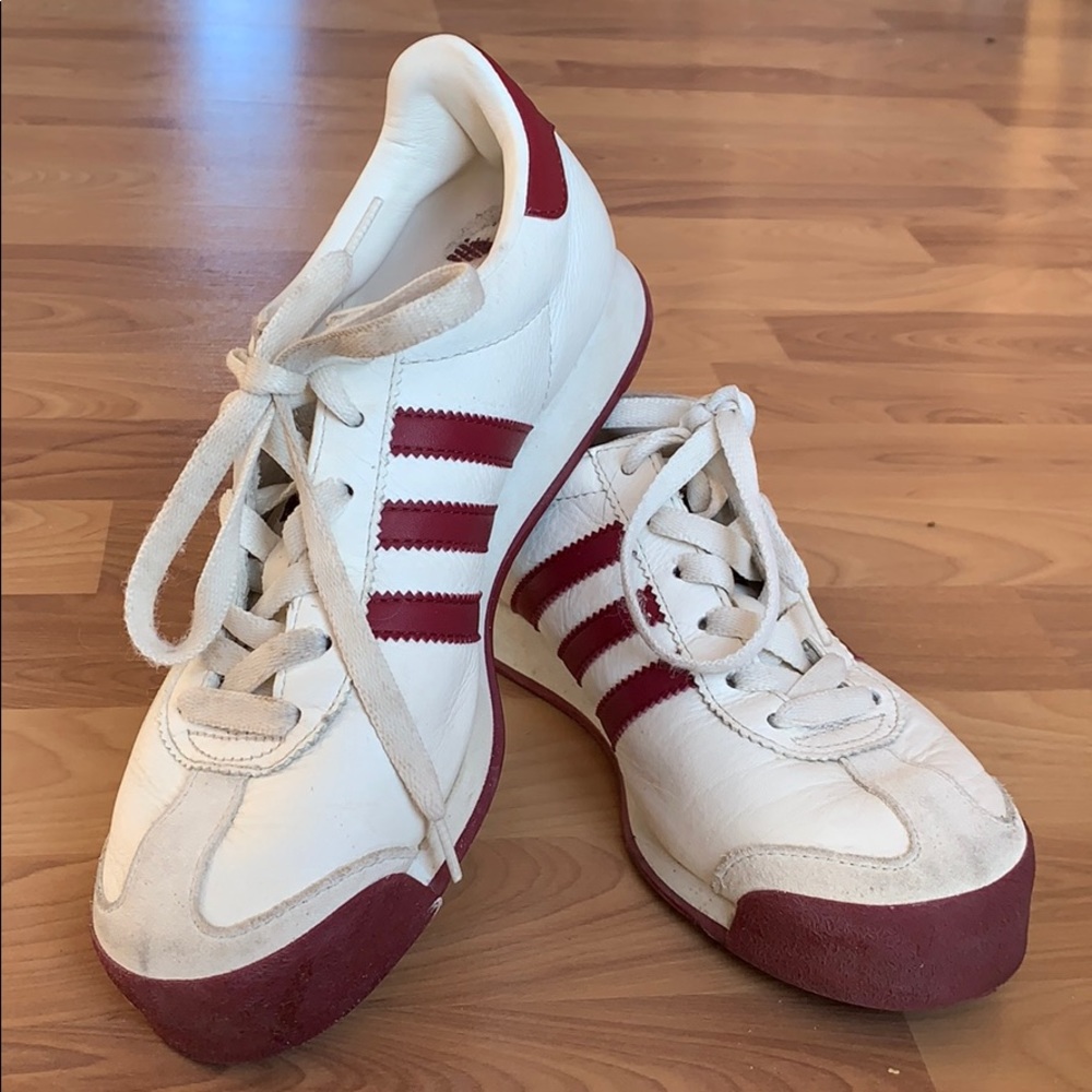 Off white Sneakers